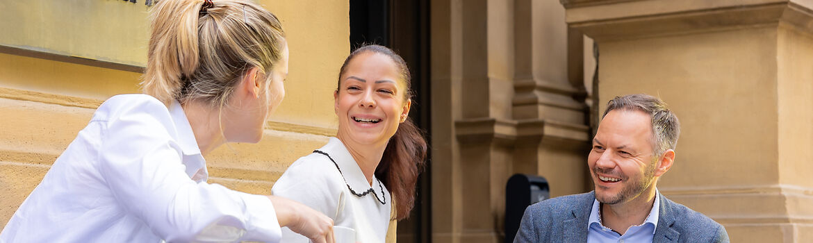 Stellenanzeige Referenten IHK Frankfurt am Main